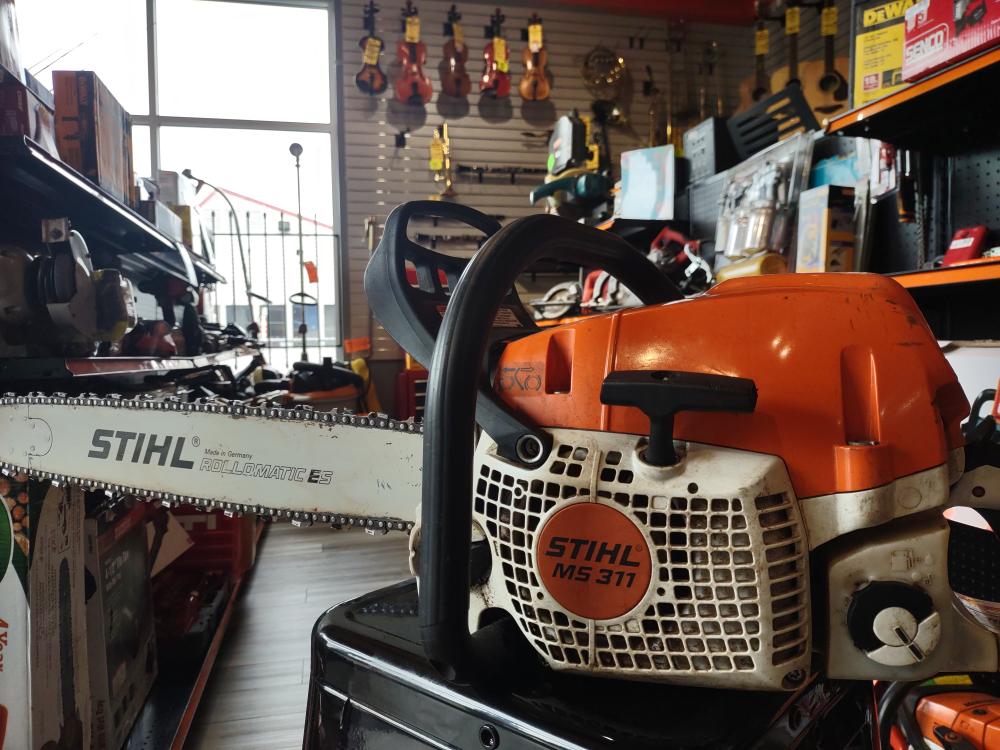STIHL CHAINSAW MS 311 Very Good Buya