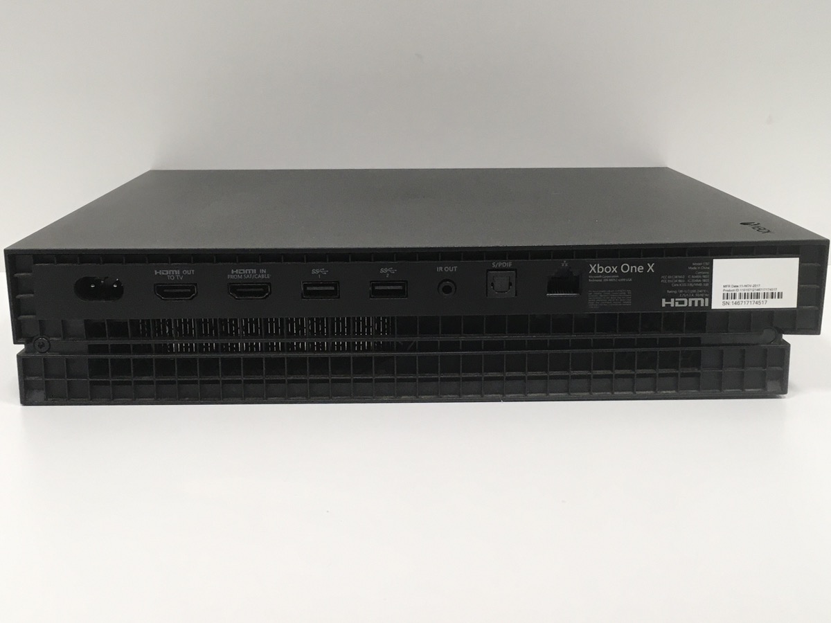 1TB XBOX ONE X W CNTRLR&CORDS Good Buya