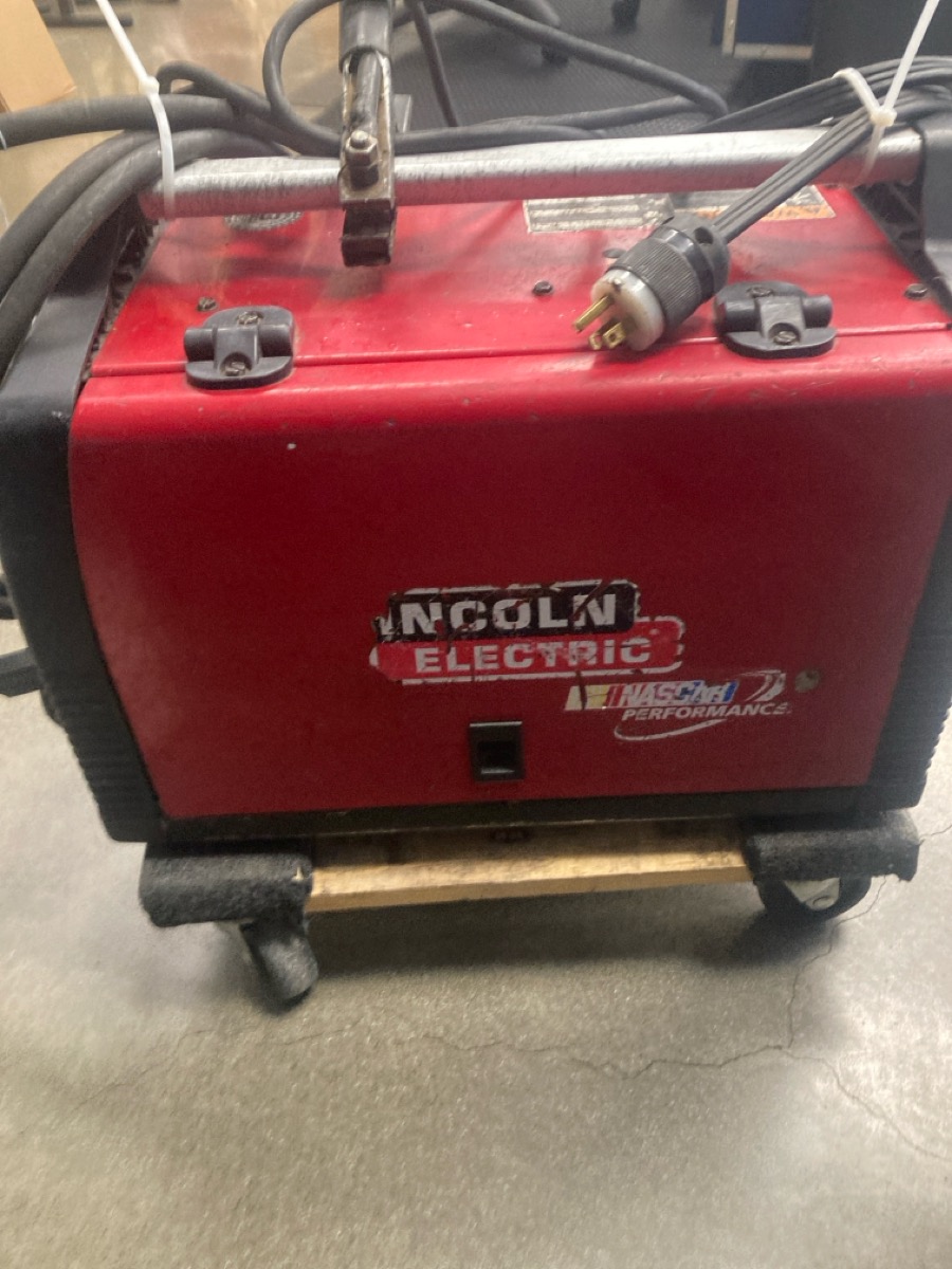 LINCOLN ELECTRIC POWER MIG 140C Good Pawn 1 Spokane WA