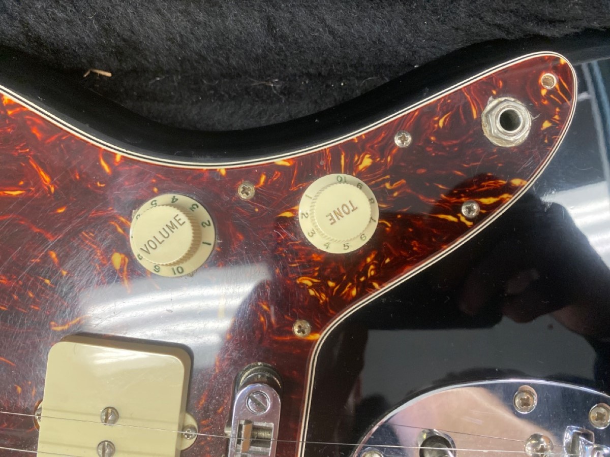 FENDER JAZZMASTER MEXICO ELETRIC GUITAR Good Buya