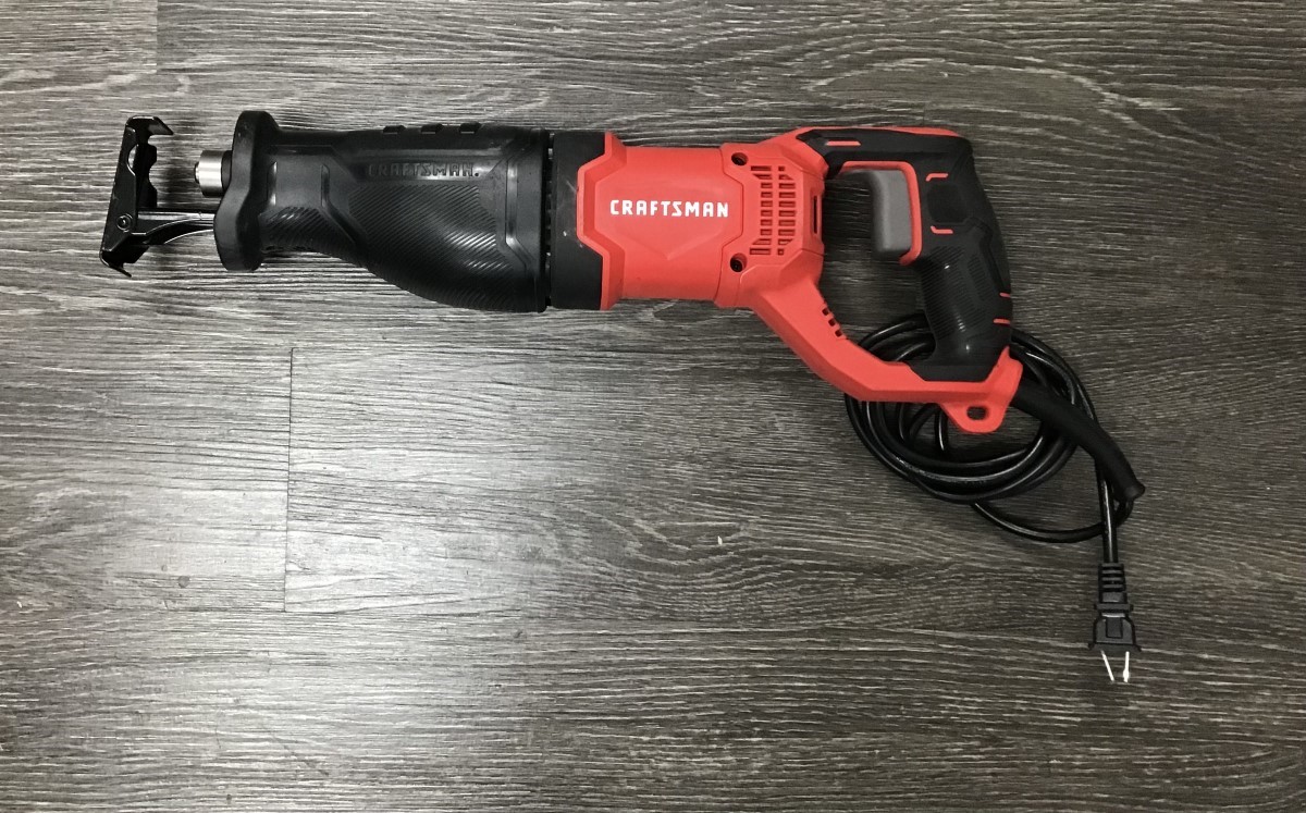 CRAFTSMAN CORDED 7.5 AMP RECIPROCATING SAW MODEL CMES300 Very Good Buya