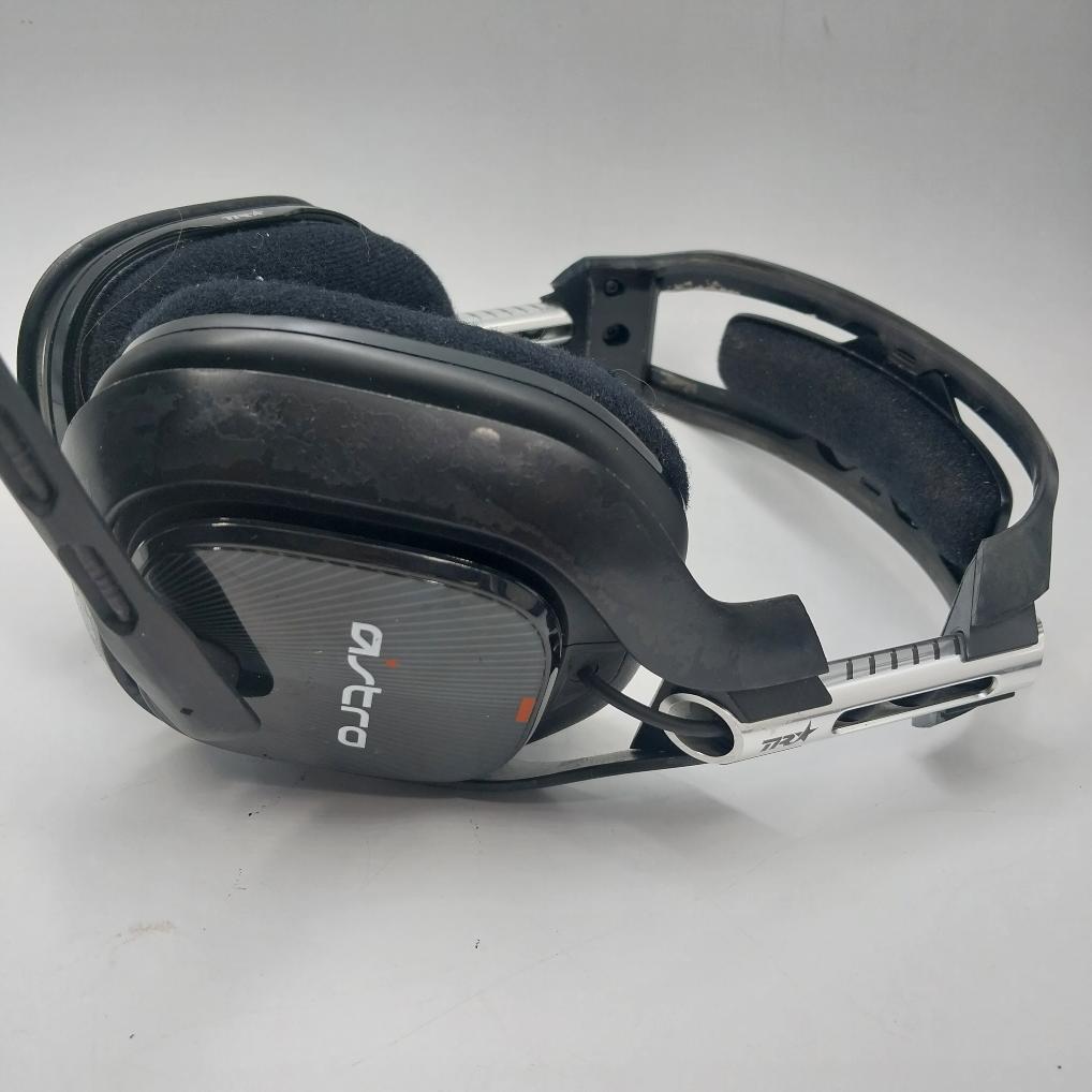 Astro A40 TR Headset for Xbox One, Xbox Series XS, and PC with Astro