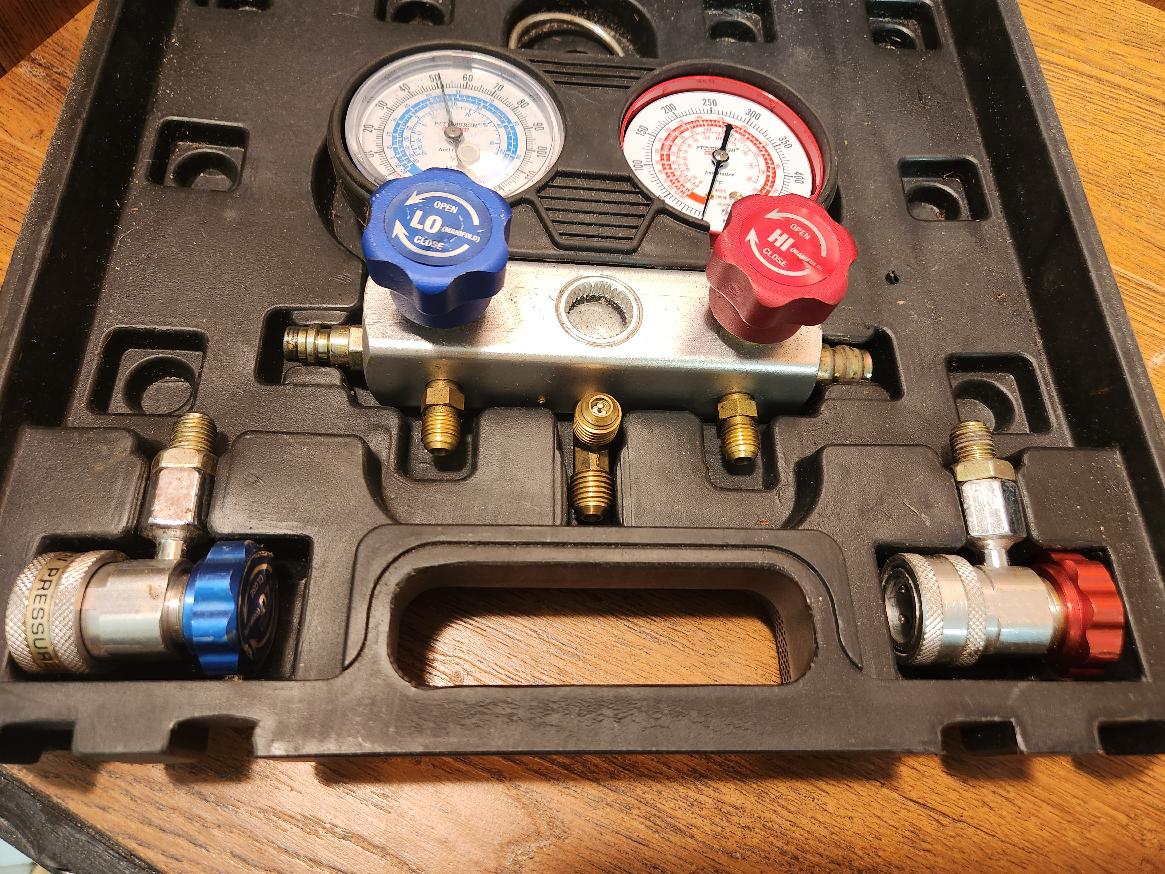 PITTSBURGH TOOLS R134A A/C MANIFOLD GAUGE SET *NOT TESTED* Acceptable