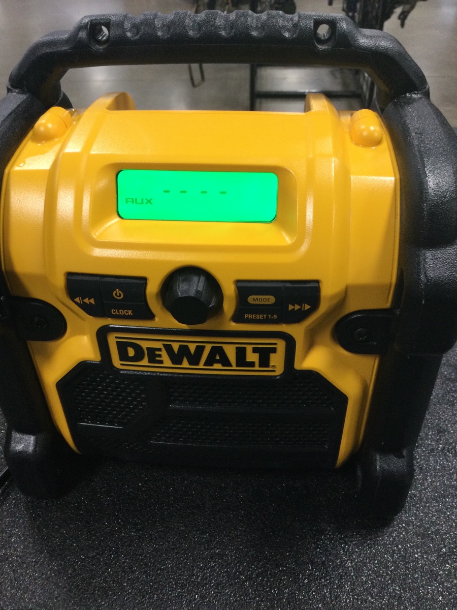DEWALT DCR018 For parts or not working Buya