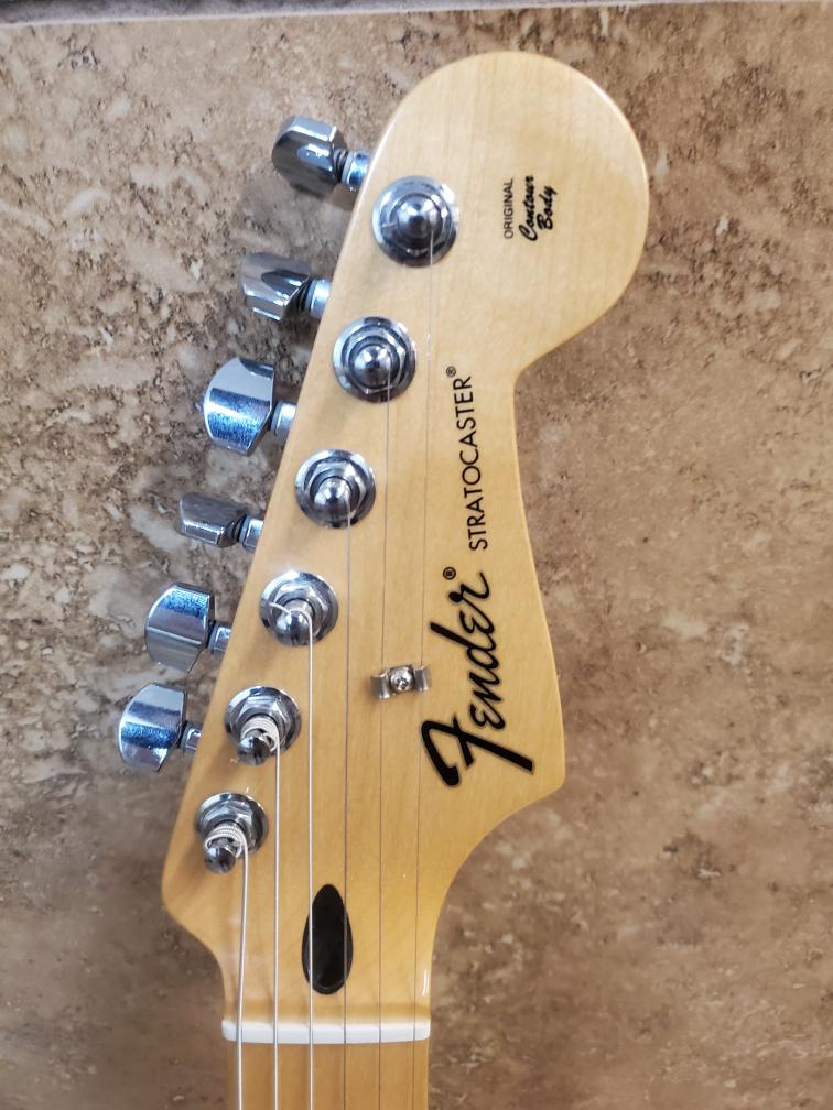 Fender Player Stratocaster HSS Plus Top Maple Fingerboard Limited ...