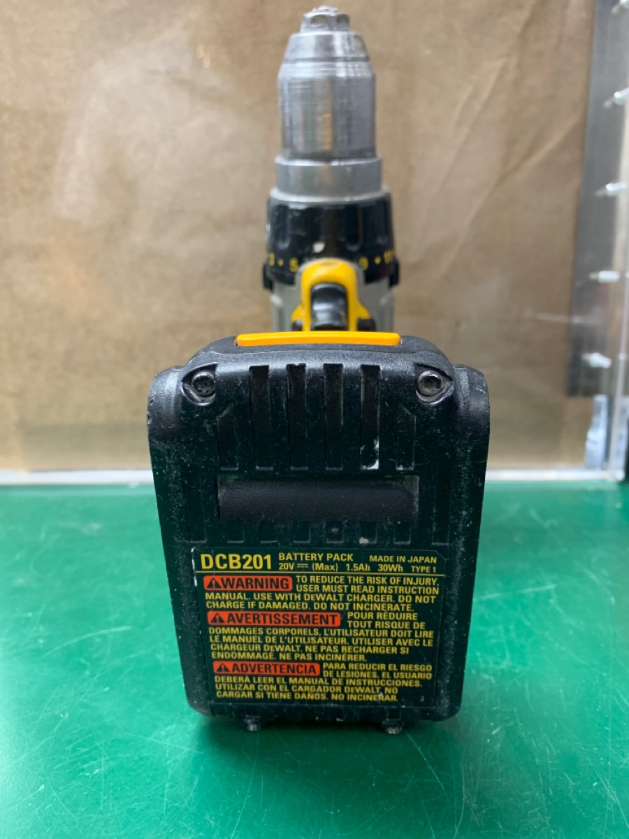 DeWalt DCD985 20v Cordless 1/2" Drill/Driver/HammerDrill Good Buya