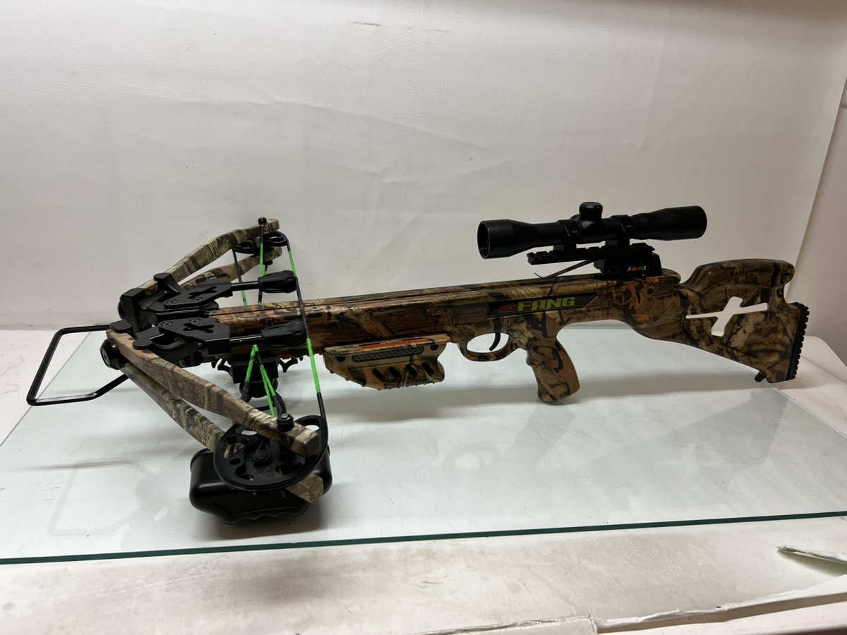 PSE Fang 345 Mossy Oak Infinity Crossbow with Scope (01246IF) Very Good