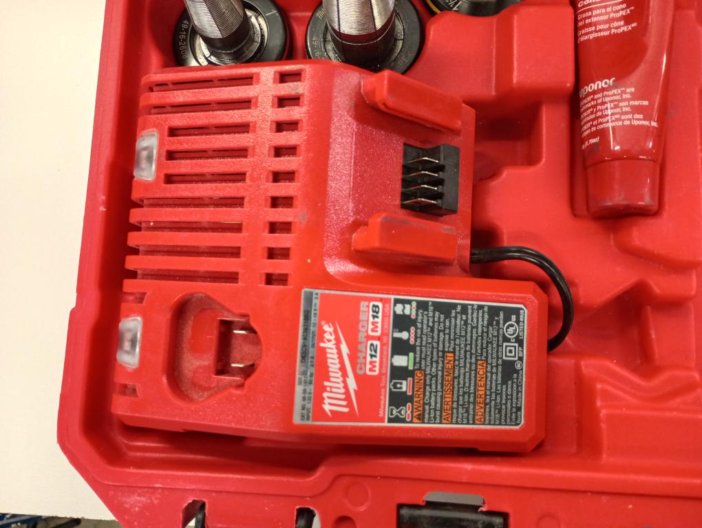 MILWAUKEE TOOLS 2632-20 Propex Tool Kit Very Good | Buya