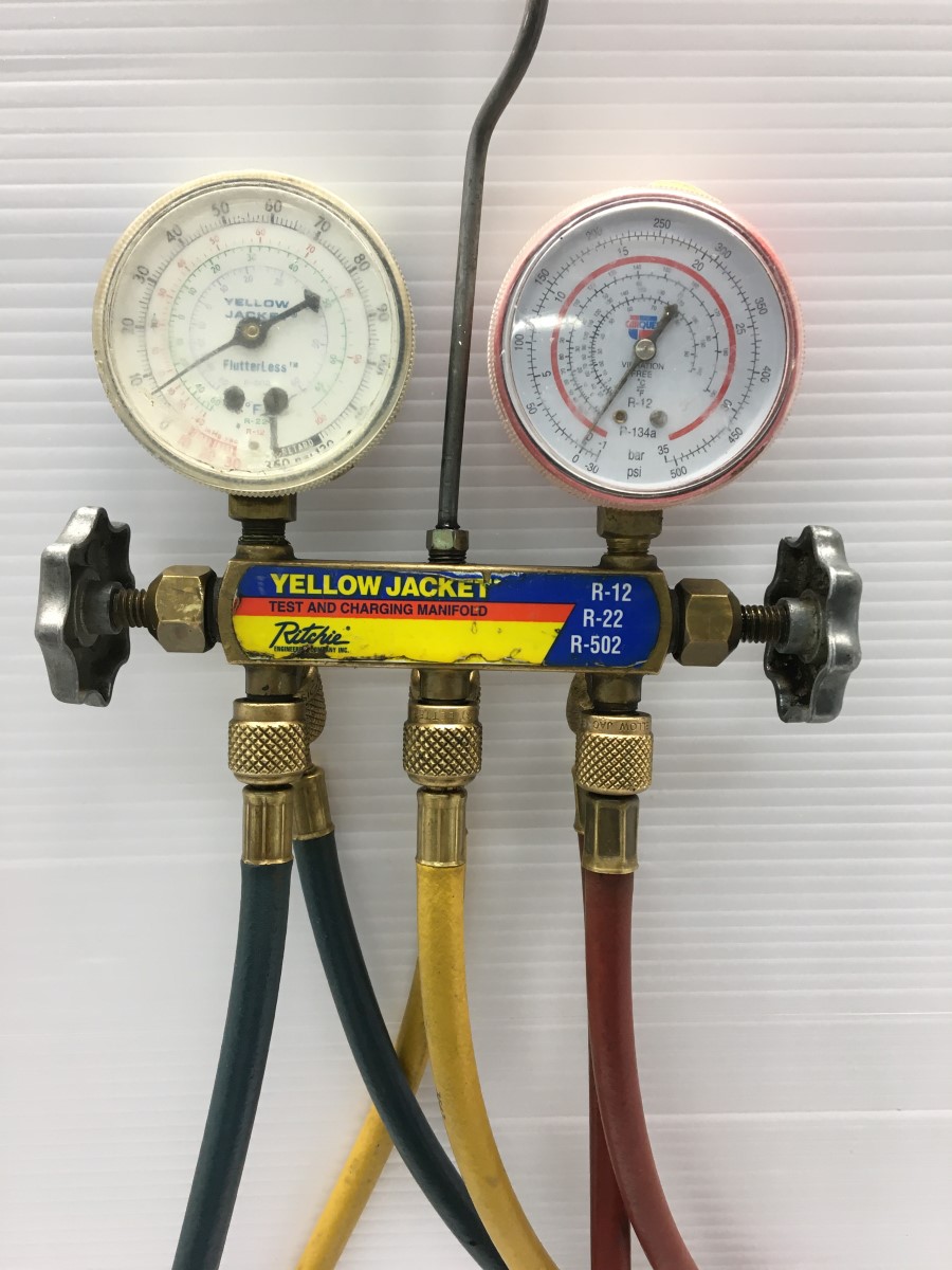 YELLOW JACKET TEST AND CHARGING MANIFOLD Good Capitol City Pawn