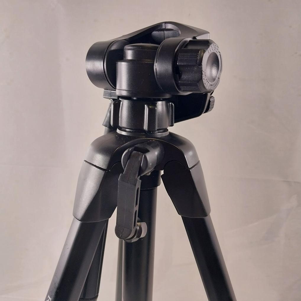 RAVELLI CAMERA TRIPOD IN SOFT CASE Good Buya