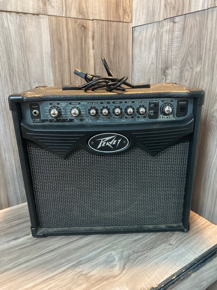 PEAVEY VYPER 15 For parts or not working Buya