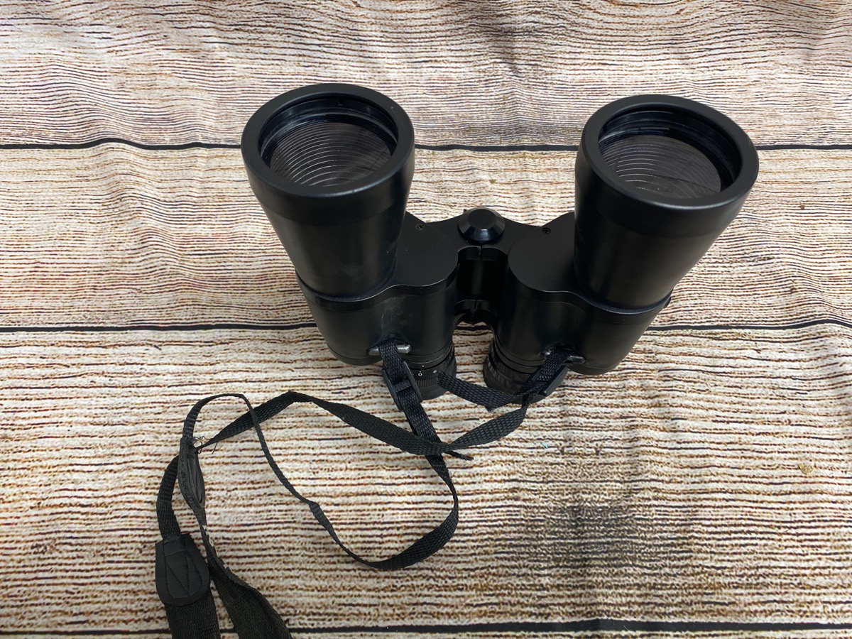 BUSHNELL BINOCULARS 10X50 Good Buya