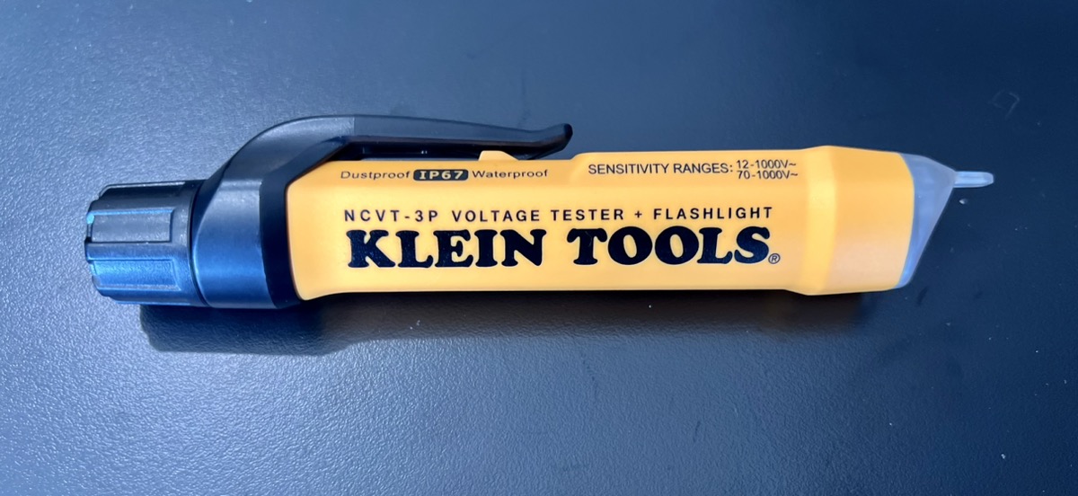 Klein Tools NCVT3P Dual Range Voltage Tester With Flashlight Brand New