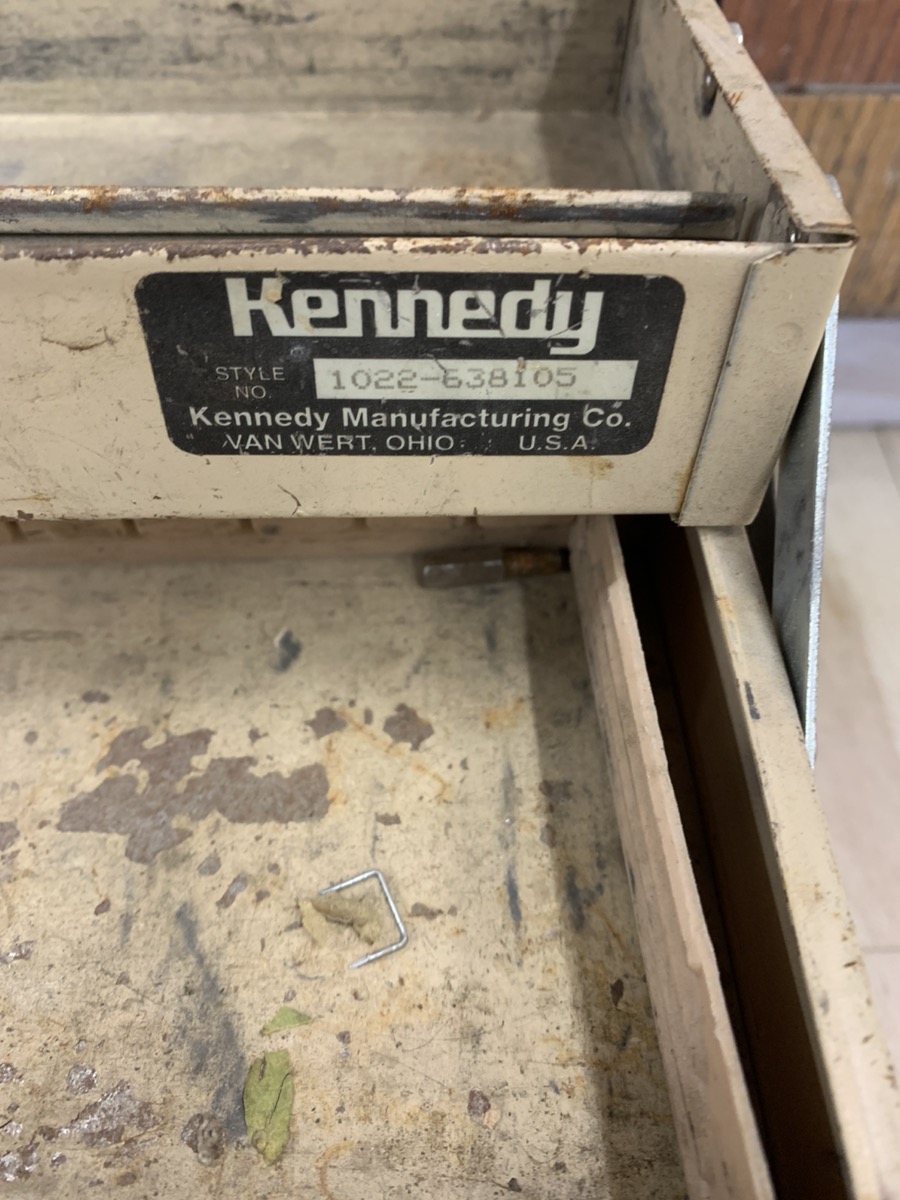 Vintage Kennedy No.1022 Cantilever Style Tool or Hobby Box 22" Restoration Need Acceptable Buya