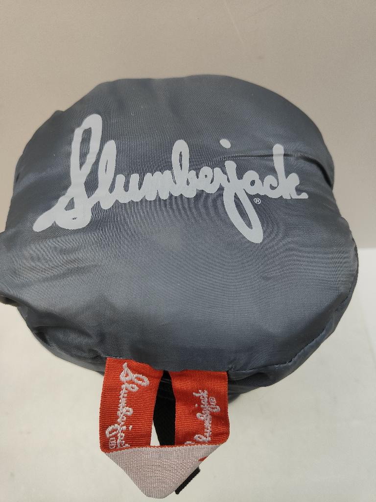 SLUMBERJACK 40 F SKY POND MUMMY SLEEPING BAG NEW IN BOX 33 X 38 INCHES