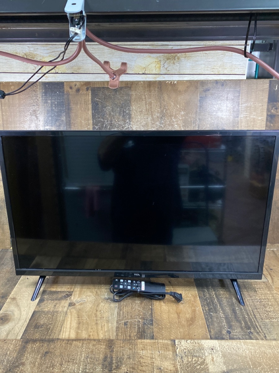 TCL 32" 32S21 720P SMART TV WITH REMOTE Good Buya