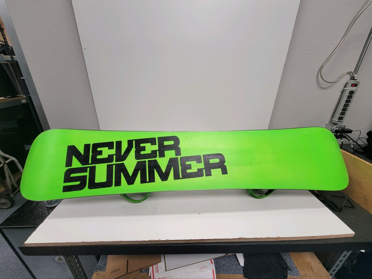 BURTON SNOWBOARDS SNOWBOARD Like New Buya