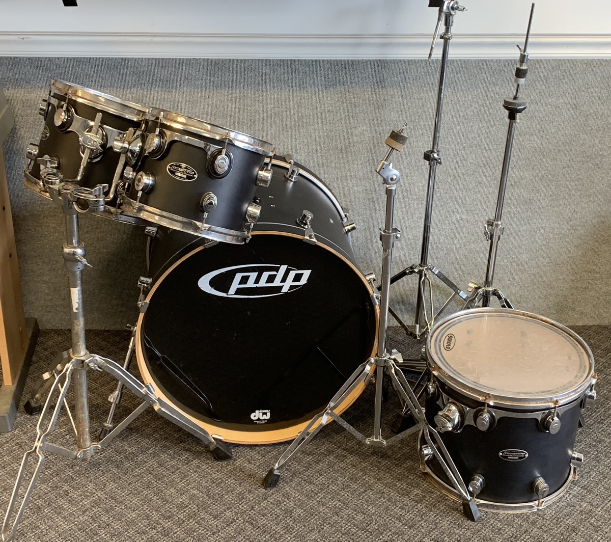 Pacific CX Series 2000's 4PC Drum Set No Hardware No Snare Very Good Buya