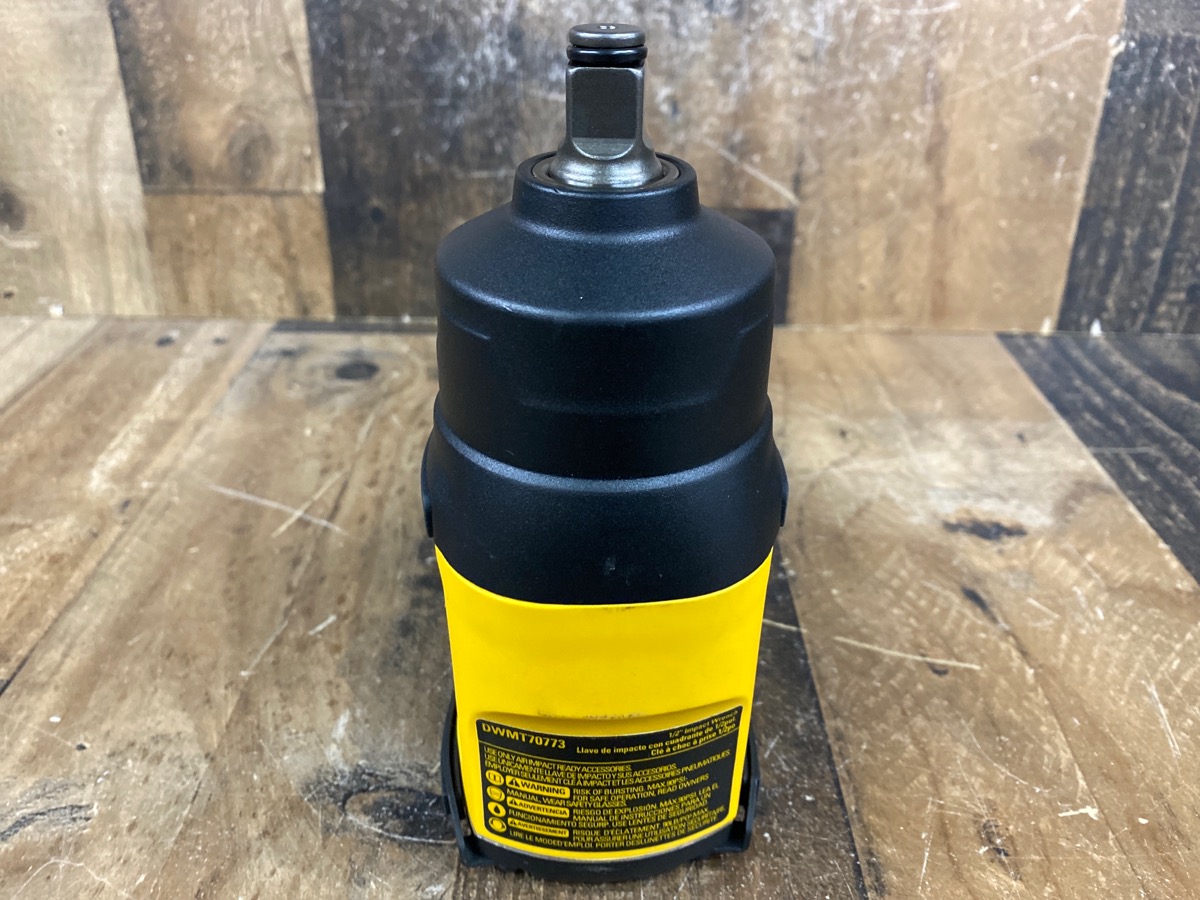 DEWALT DWMT70773 1/2 IN. HEAVYDUTY PNEUMATIC IMPACT WRENCH Like New Buya