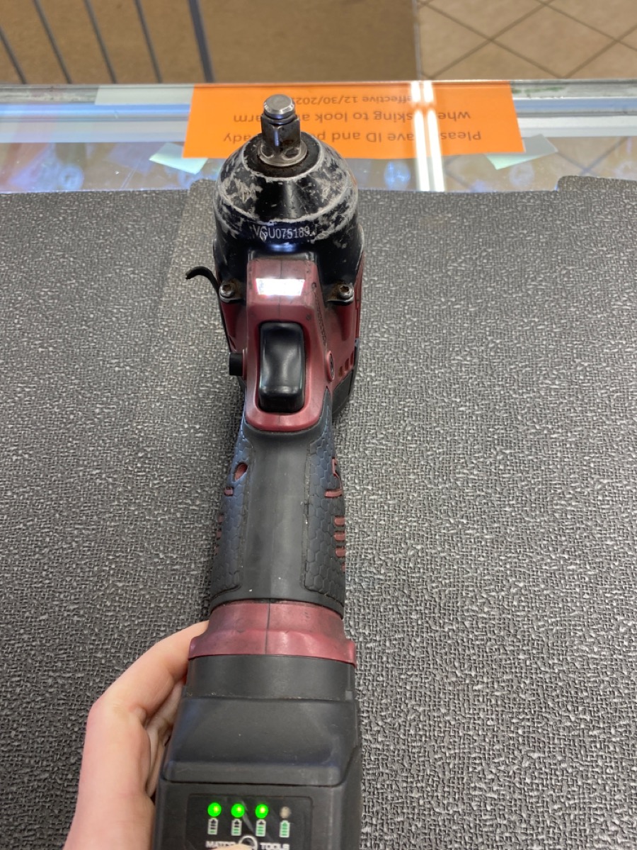 MATCO TOOLS IMPACT WRENCH & DRIVER MCL1638HPIW 1 BATTERY, NO CHARGER