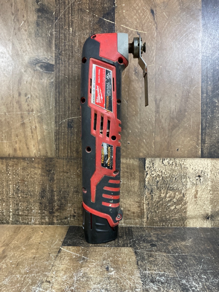 MILWAUKEE MULTI TOOL 242620 Acceptable Buya