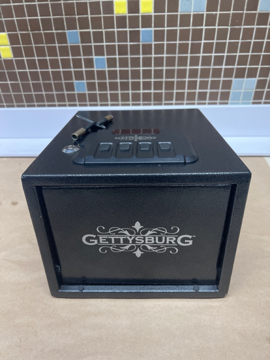 GETTYSBURG SAFE LOCK BOX CODED LOCK BOX FOR PISTOL Like New Buya
