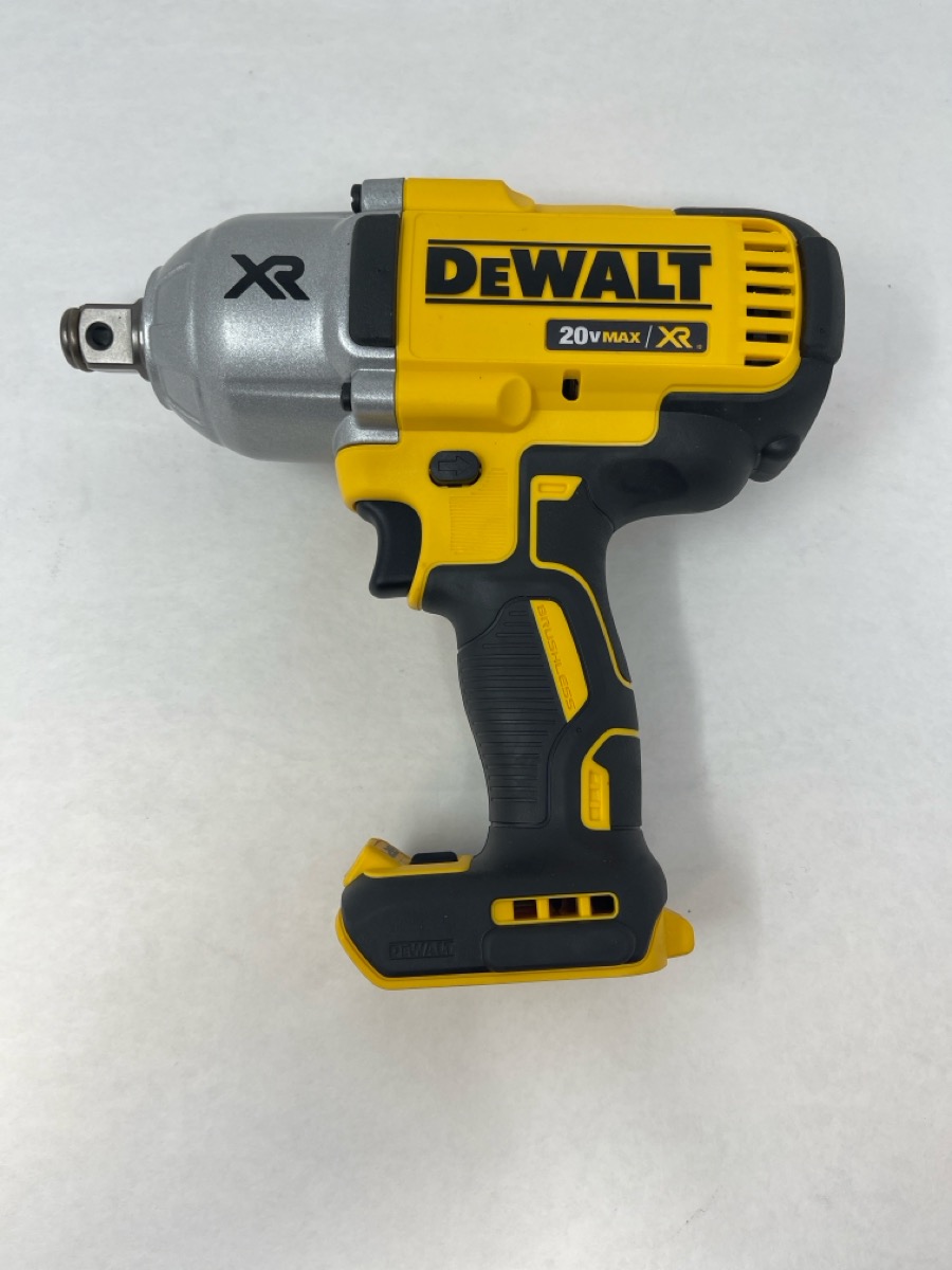 DEWALT DCF897 20V MAX* XR CORDLESS IMPACT WRENCH WITH HOG RING PIN (UE