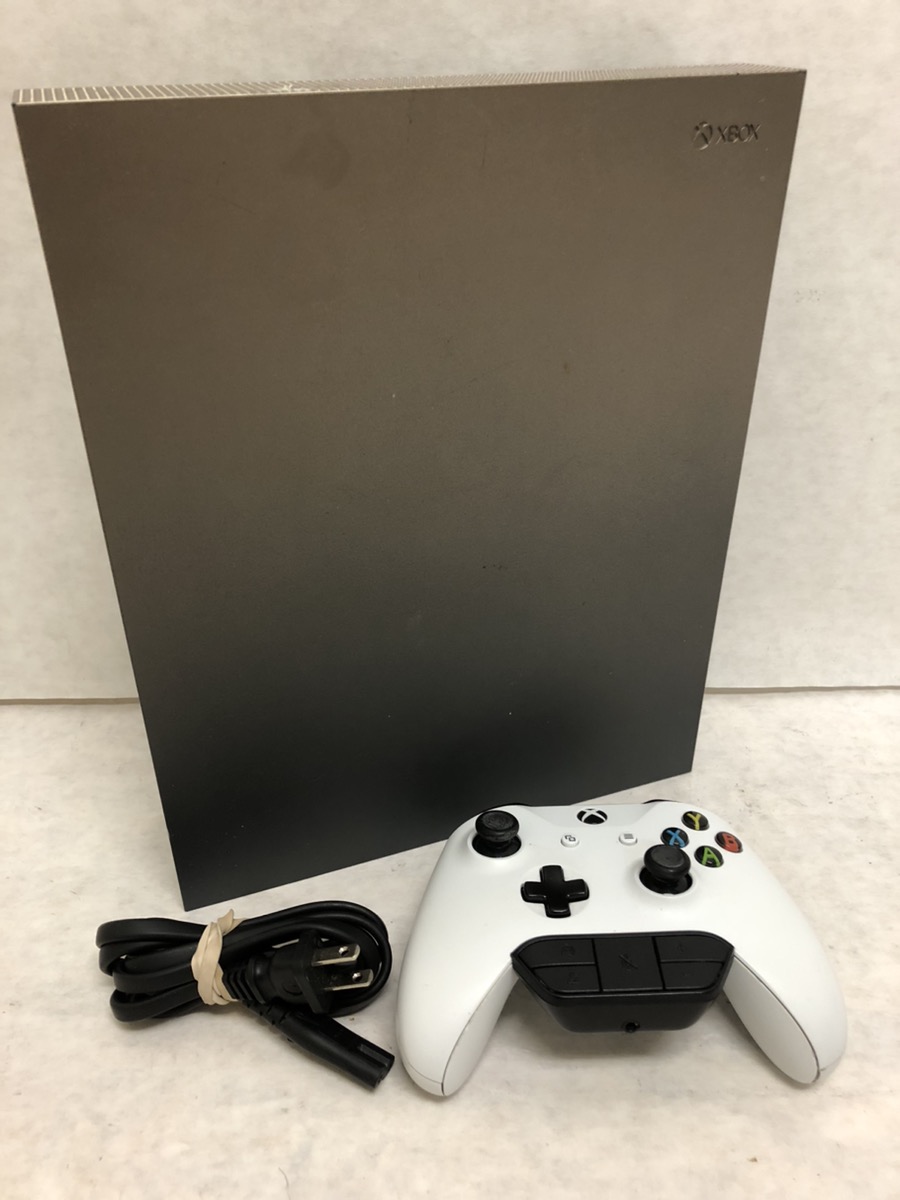 MICROSOFT XBOX ONE X 1TB GREY FINISH MODEL 1787 W/1 CONTROLLER, POWER