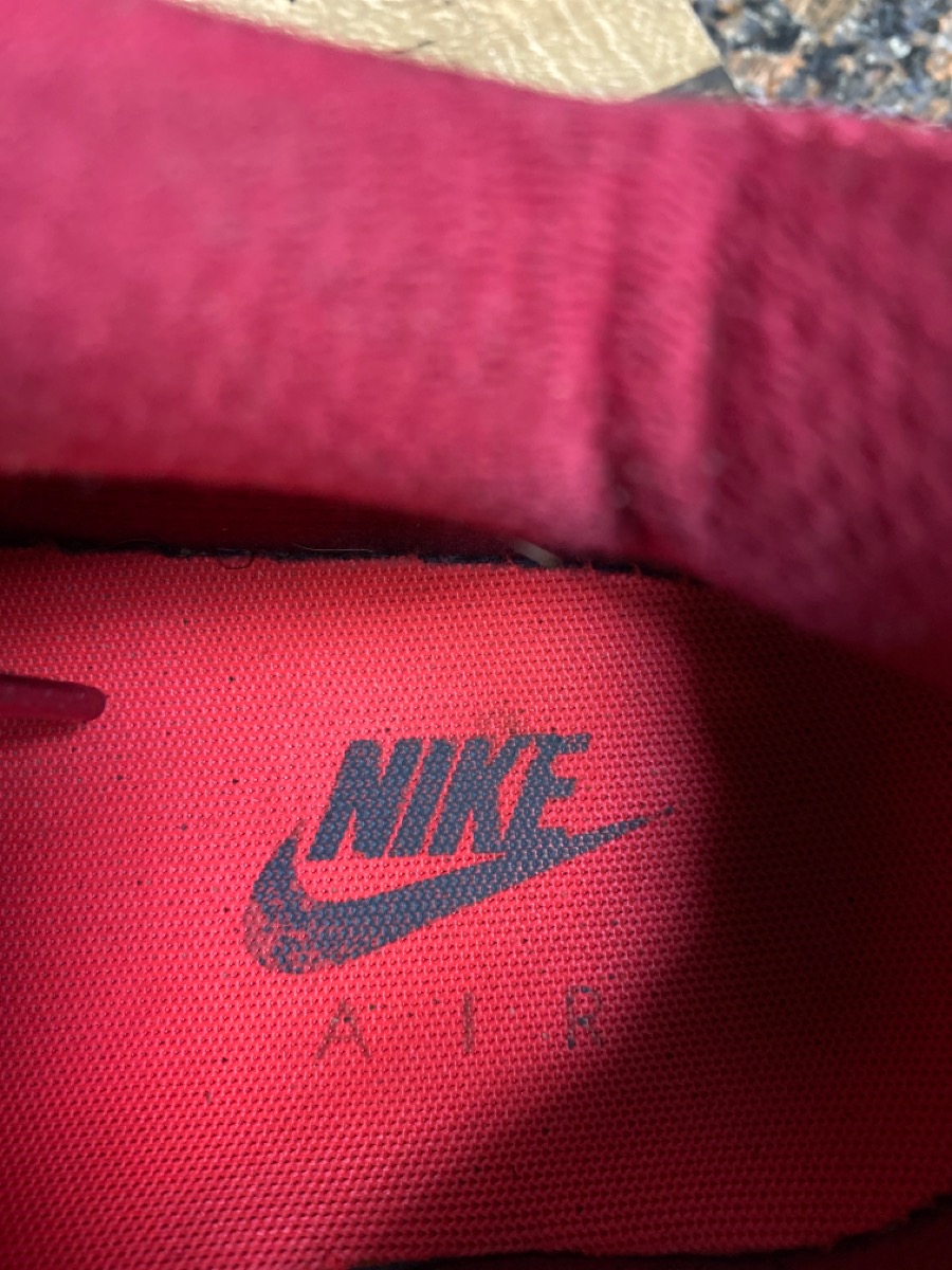 nike 875695