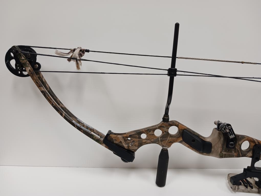 HOYT ARCHERY REFLEX COMPOUND BOW Good | Pawn 1 | Spokane | WA