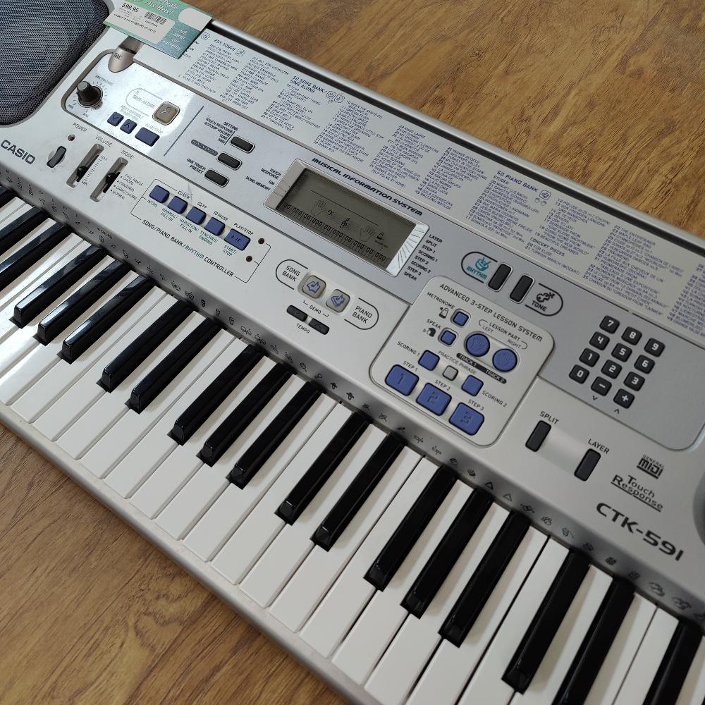 CASIO CTK591 KEYBOARD (61KEYS) Good Buya
