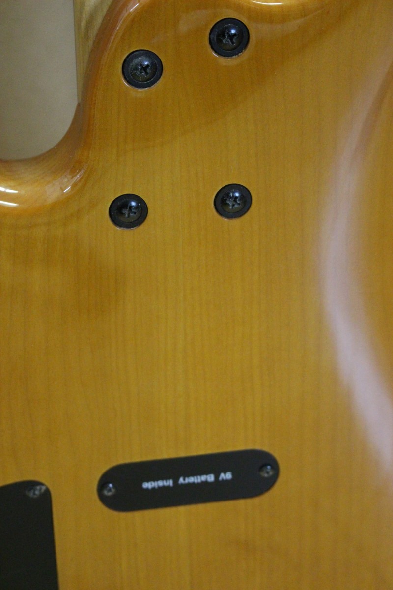 IBANEZ SOUNDGEAR SR 405 ELECTRIC BASS GUITAR Very Good Buya