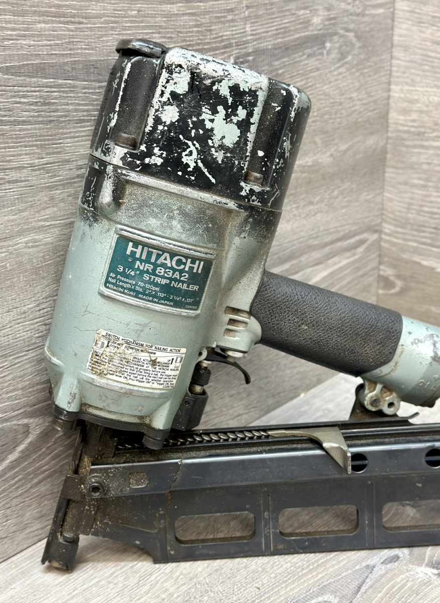 Hitachi NR83A2 3 1/4 in Framing Strip Nailer Very Good Buya