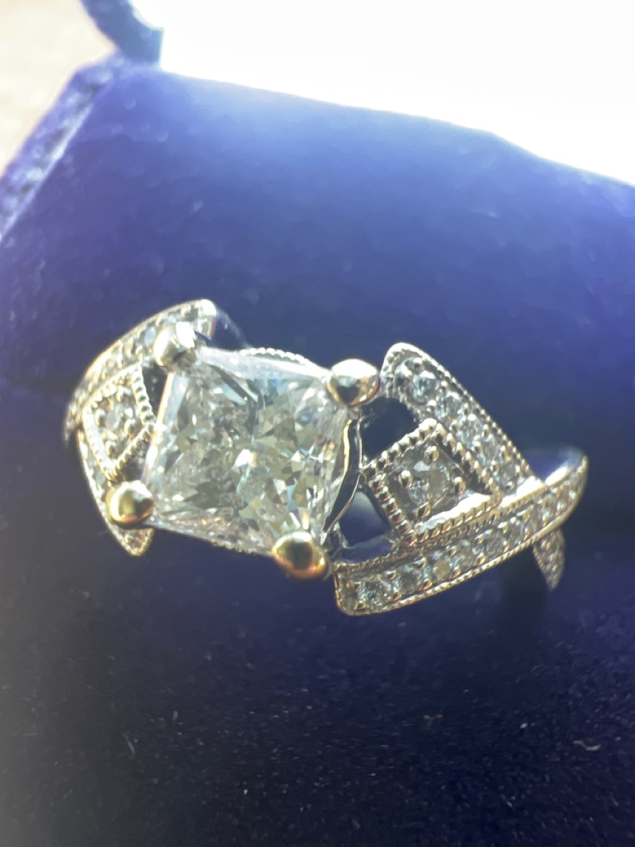 Lady's Diamond Fashion Ring 51 Diamonds 1.80 Carat T.W. 14K White