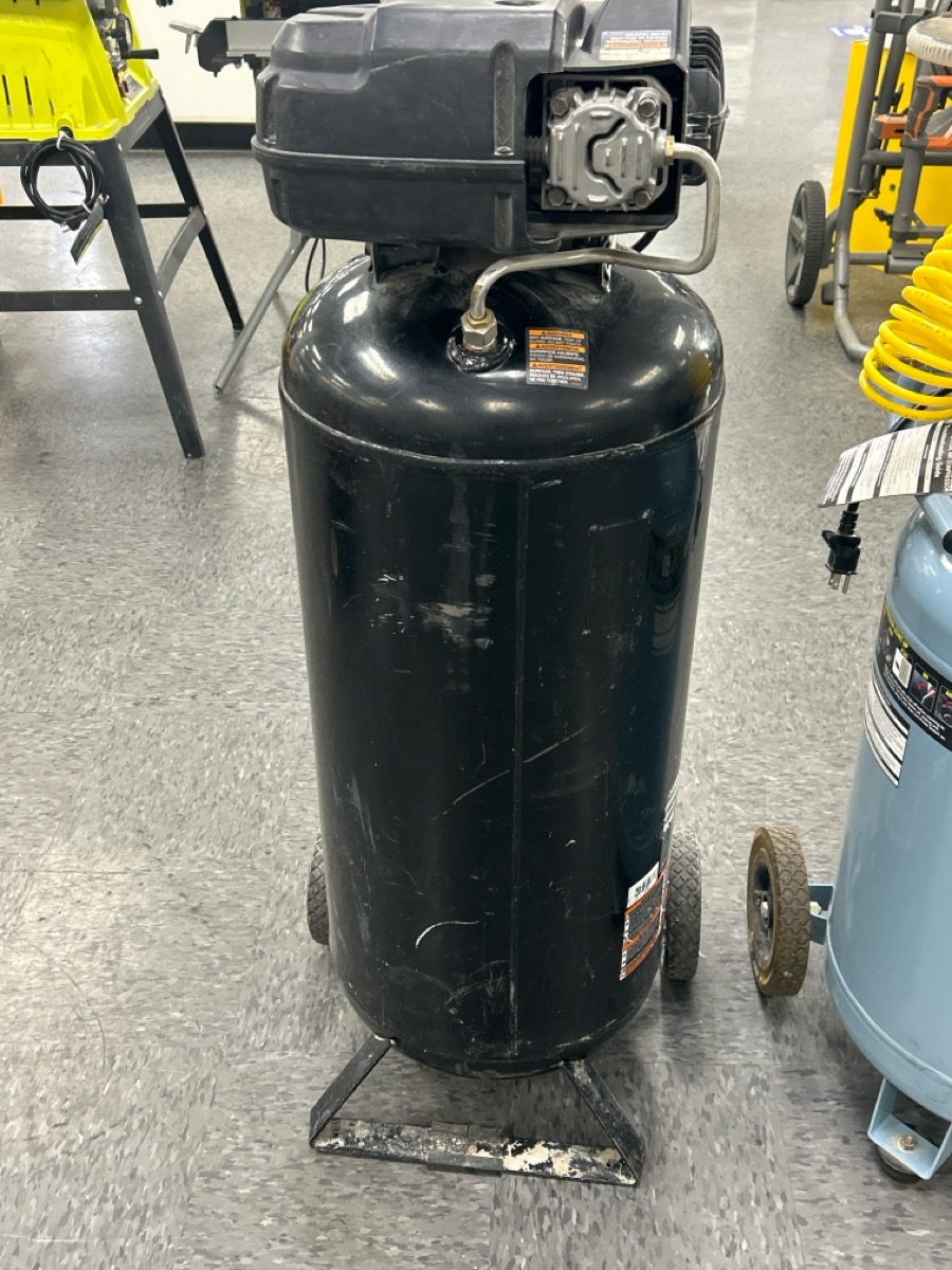 HUSKY TOOLS 175 PSI 20 GAL AIR COMPRESSOR Good Pawn 1 Spokane WA