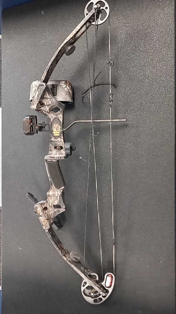 MARTIN ARCHERY JAGUAR Very Good Pawn 1 Spokane WA