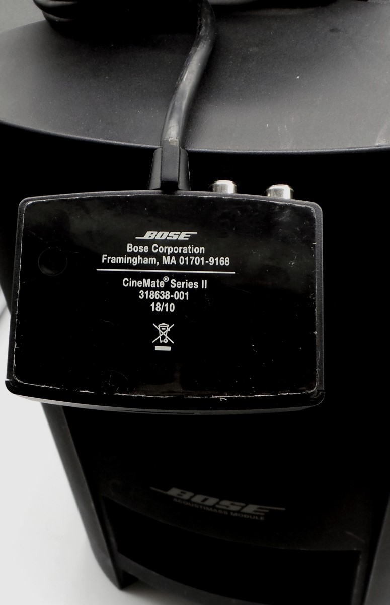 Bose CineMate Series II Digital Home Theater System with Remote Very