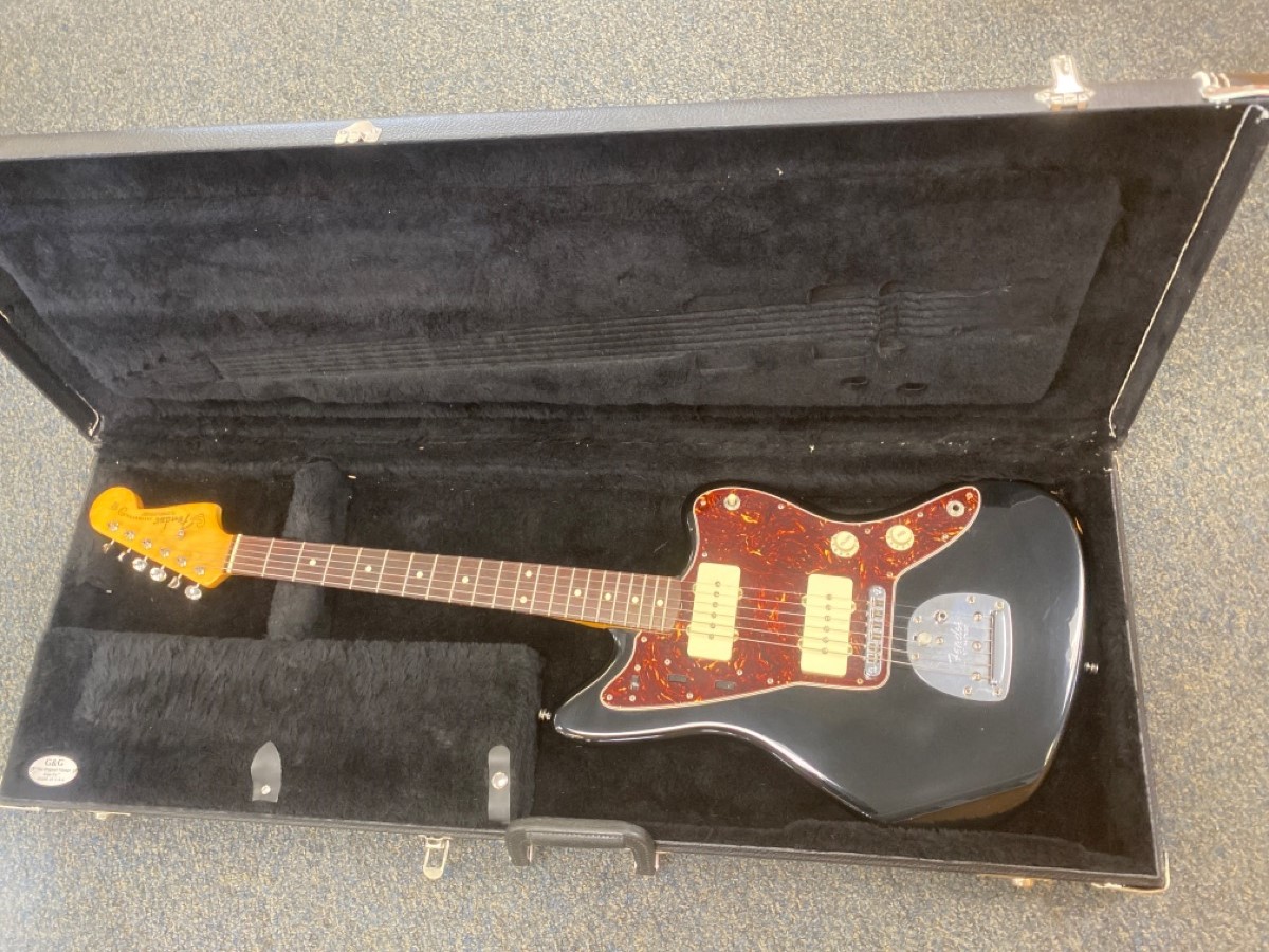 FENDER JAZZMASTER MEXICO ELETRIC GUITAR Good Buya