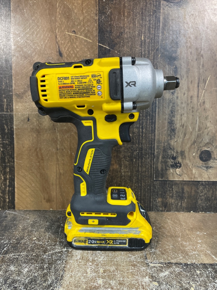 DEWALT DCF891 20V MAX XR 1/2" IMPACT WRENCH W/ 20V XR 2AH (NO CHARGER