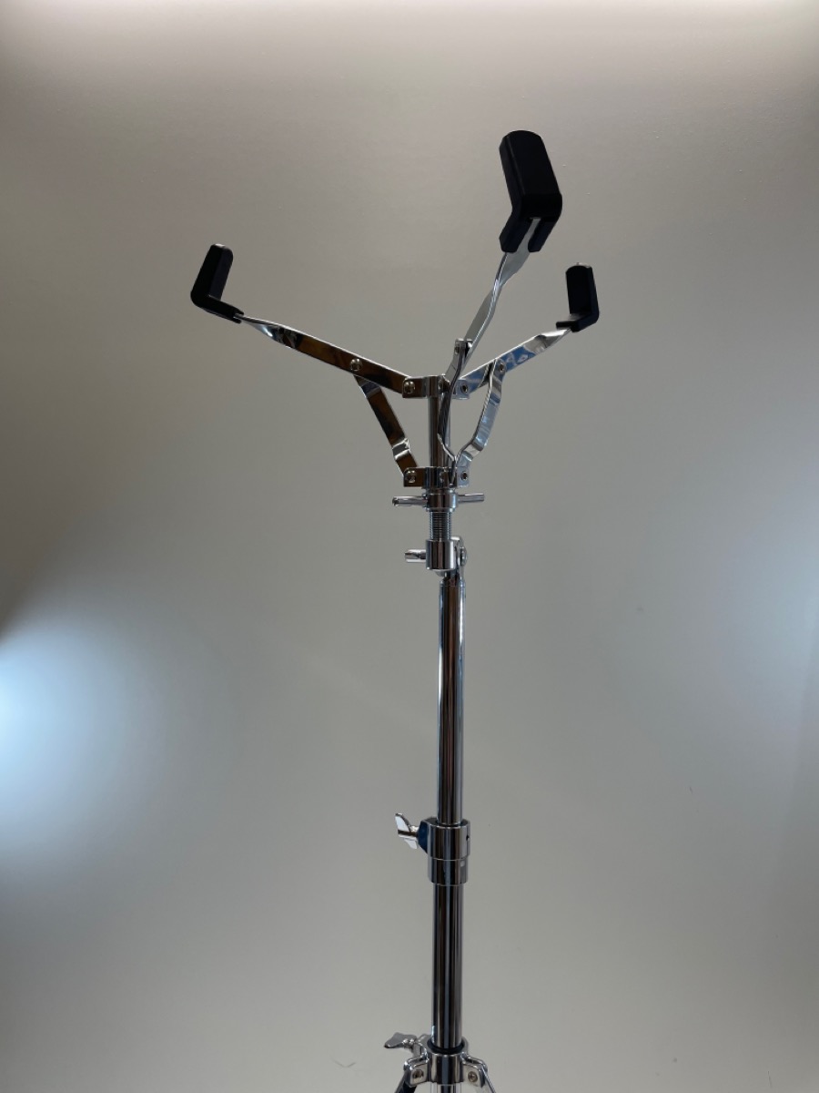 Yamaha Student Percussion Bell Kit w/ Carry Case, Practice Drum Pad and Mallets Good Pawn 1