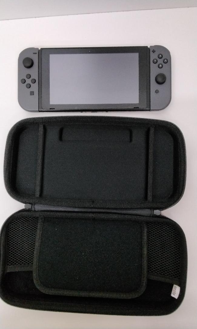 NINTENDO SWITCH HANDHELD HAC00101, *ASIS* PARENTAL LOCKED** Good Buya