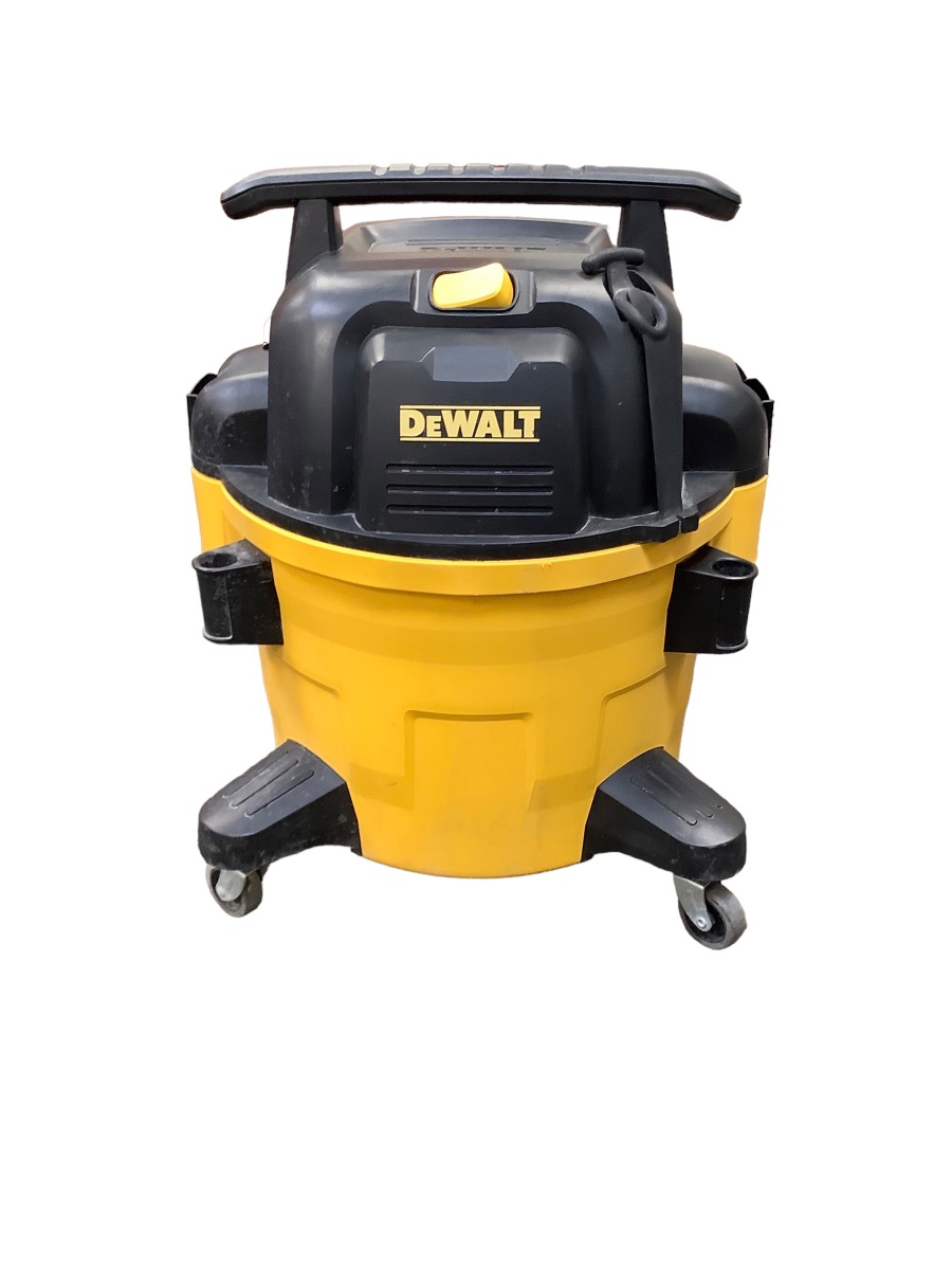 DEWALT 9GAL WET/DRY VACUUM WITH HOSE (DXV09P) Good Buya