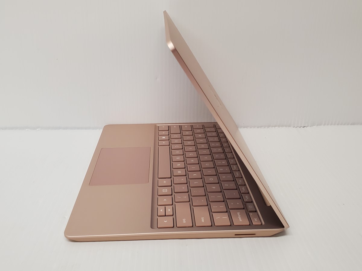 MICROSOFT SURFACE LAPTOP GO 1943 i5-10TH GEN 8GB RAM 120GB STORAGE Very ...