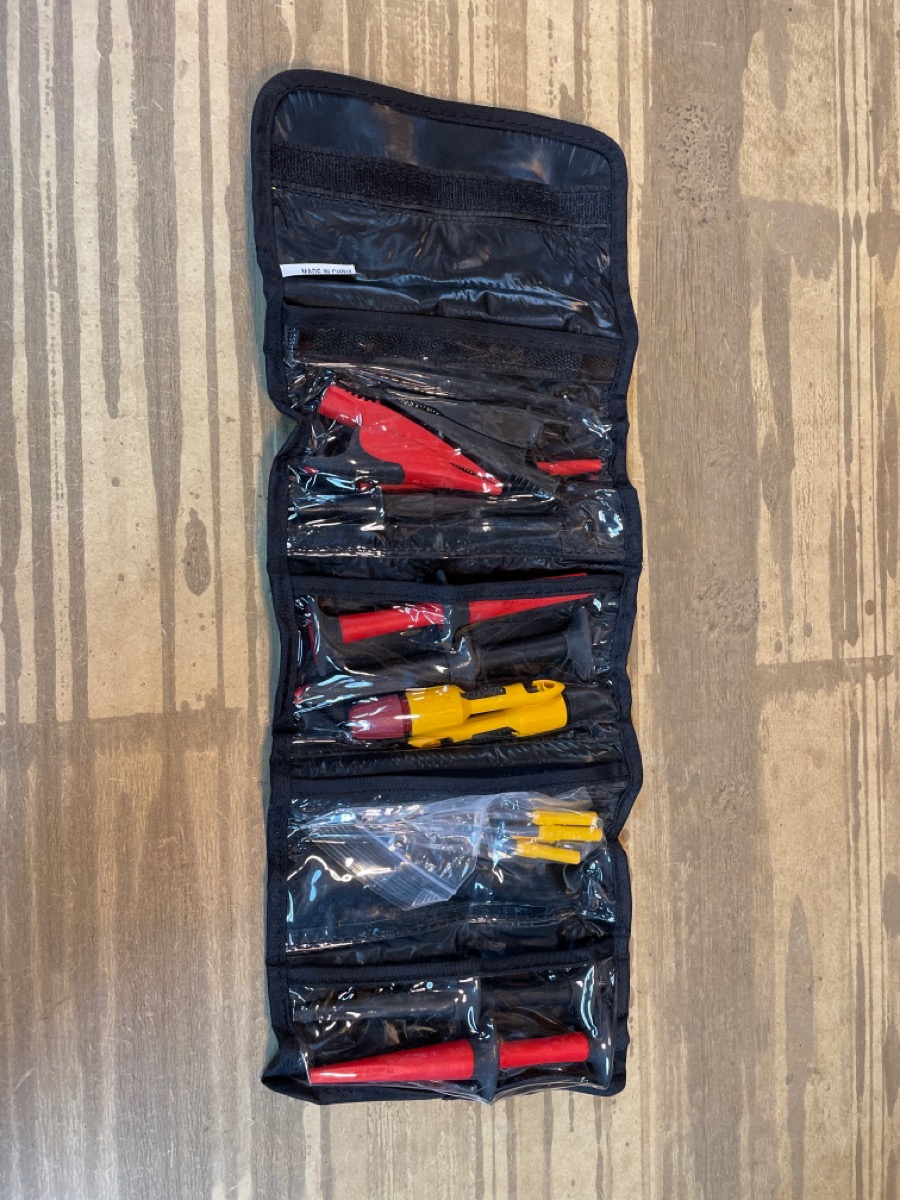 Fluke 885/A Automotive Multimeter Combo Kit FLUKE885/A KIT Very Good Buya