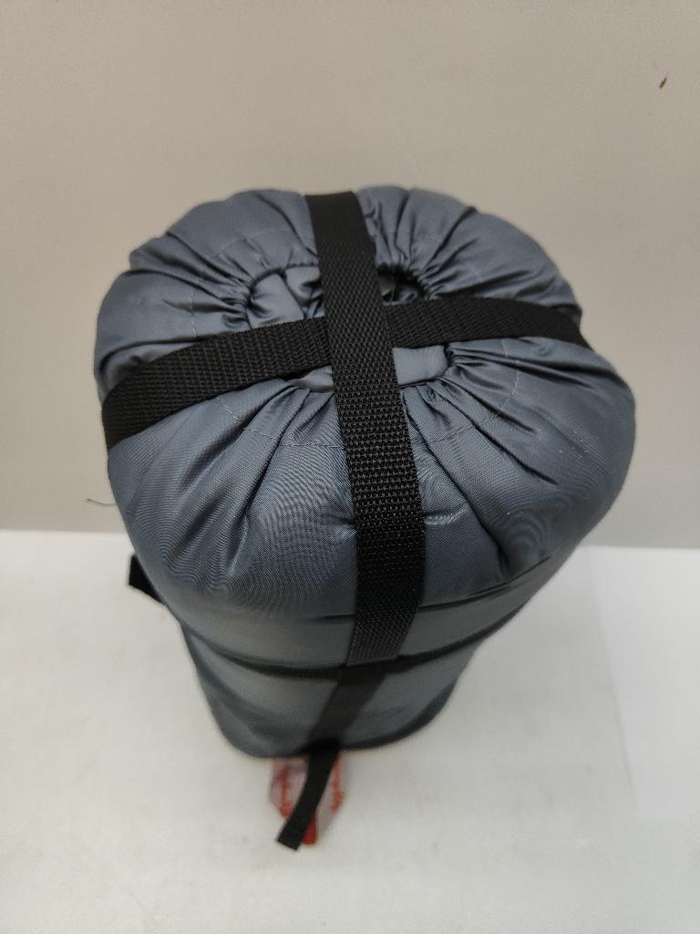 SLUMBERJACK 40 F SKY POND MUMMY SLEEPING BAG NEW IN BOX 33 X 38 INCHES