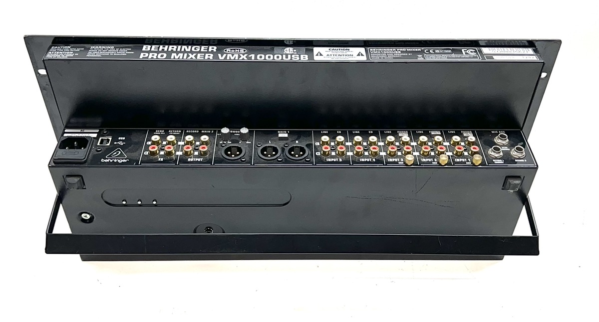 Behringer Pro Mixer VMX1000 5Channel Professional DJ Mixer! Good