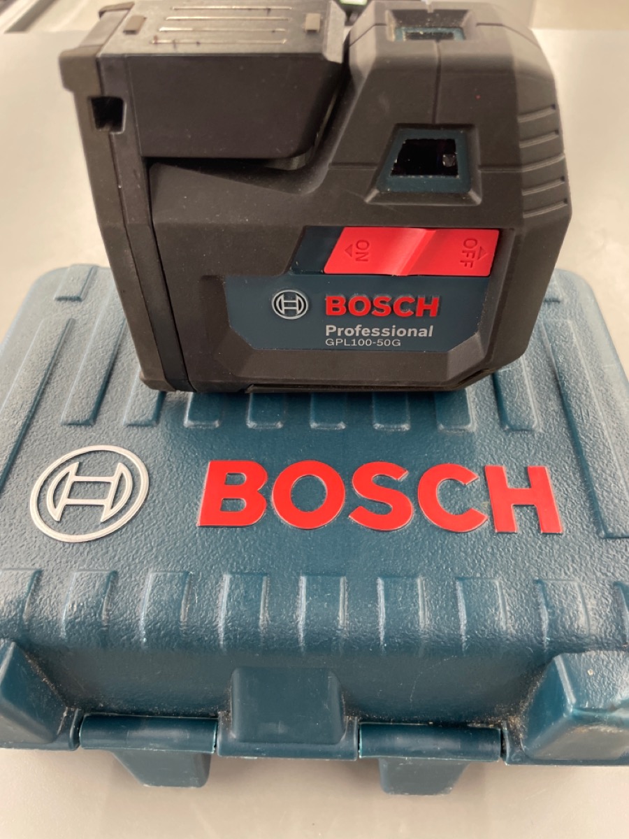 Bosch GPL10050G 5Point Laser Alignment with SelfLeveling Like New Buya