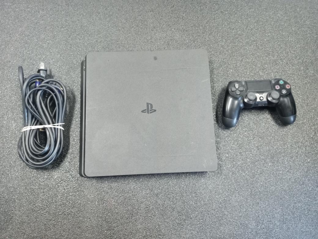 SONY PS4 SYSTEM CUH2215B 500GB Good Buya