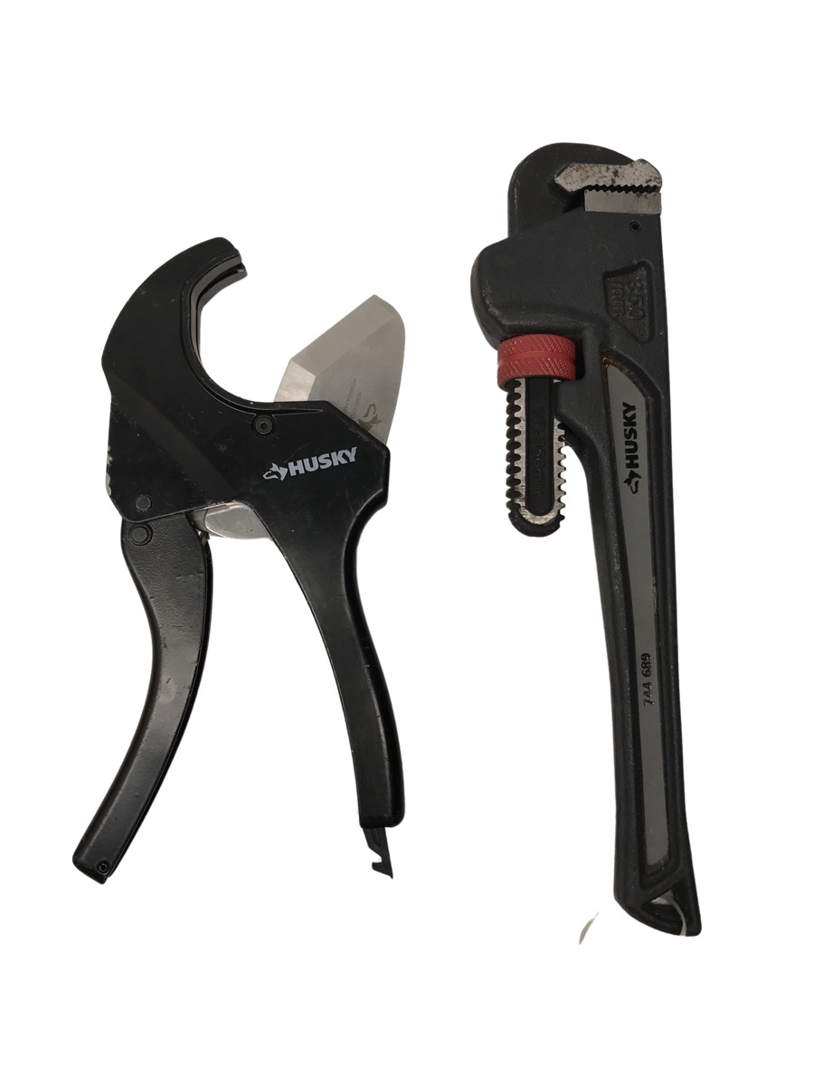 SET OF 2 TOOLS HUSKY 2” RATCHETING PVC CUTTER AND HUSKY 14 IN. PIPE