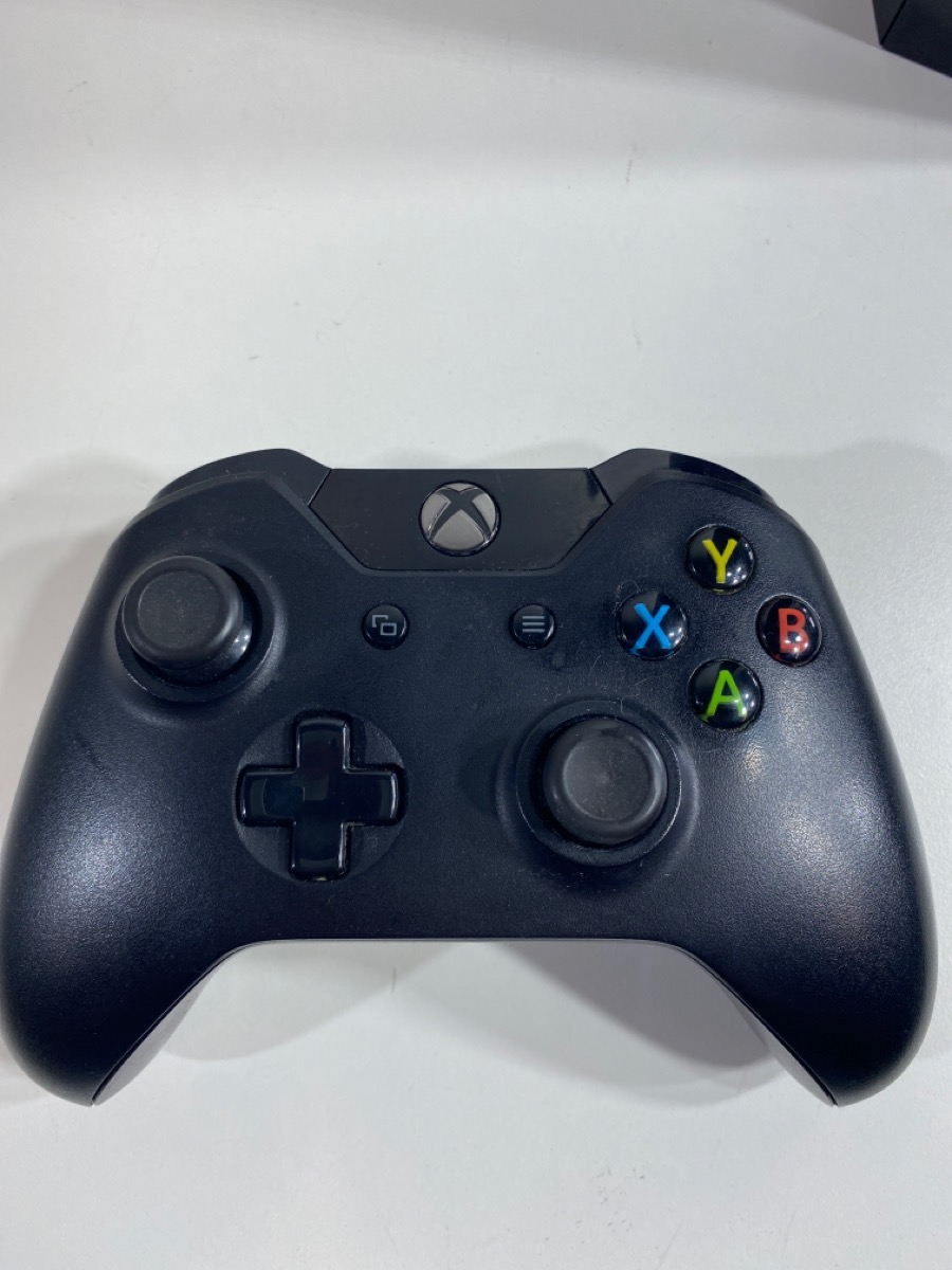 MICROSOFT XBOX ONE 500GB MODEL:1540 WITH POWER CORD, HDMI, AND ...